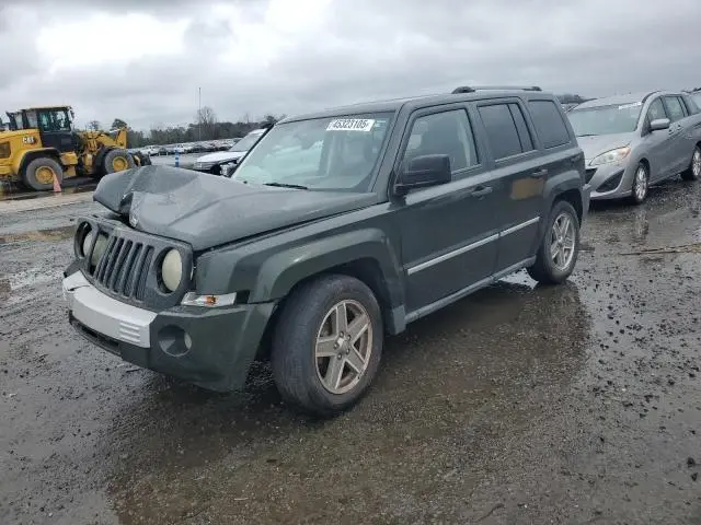 1J8FT48W68D535039