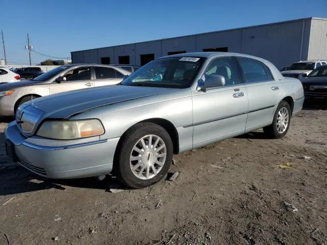 1LNHM81VX7Y605392