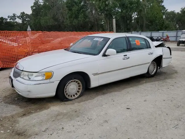 1LNHM81W62Y650606