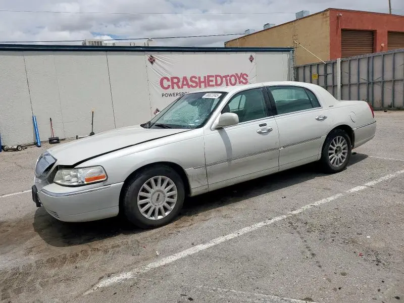 1LNHM81W95Y609892