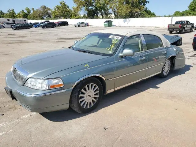 1LNHM81WX5Y640553