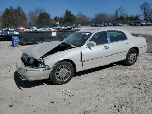 1LNHM83V06Y613903