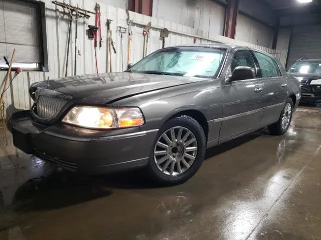 1LNHM83W94Y653600