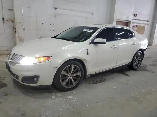1LNHM93R09G606856