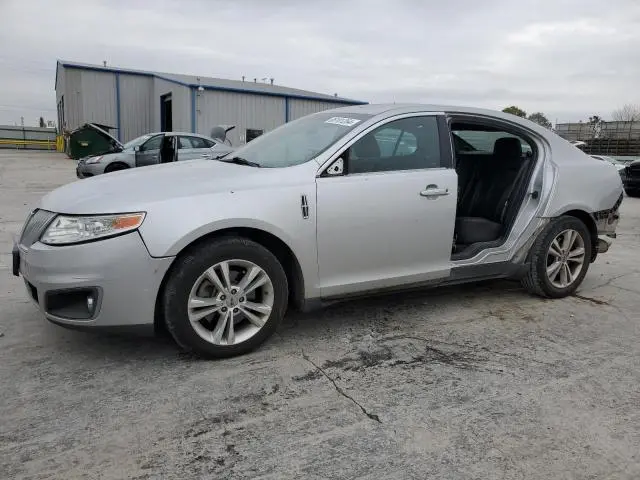 1LNHM93R69G609051