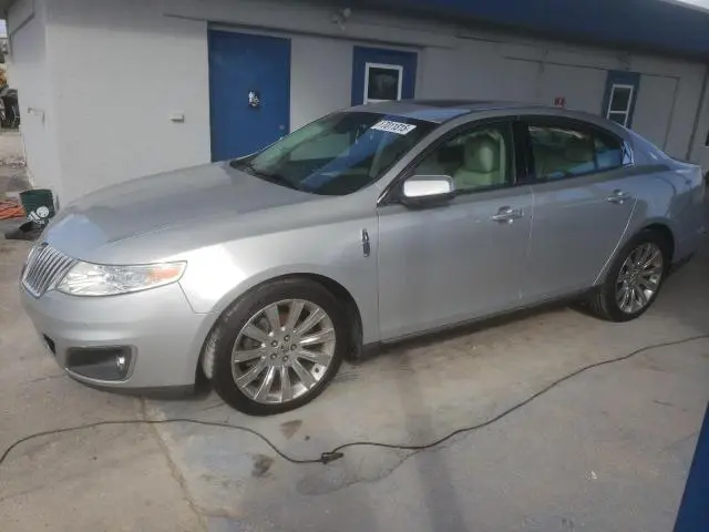 1LNHM93R79G611598