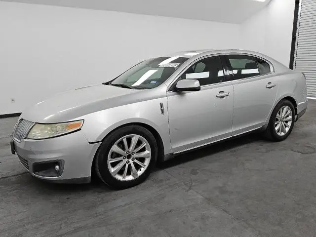 1LNHM94R39G605778
