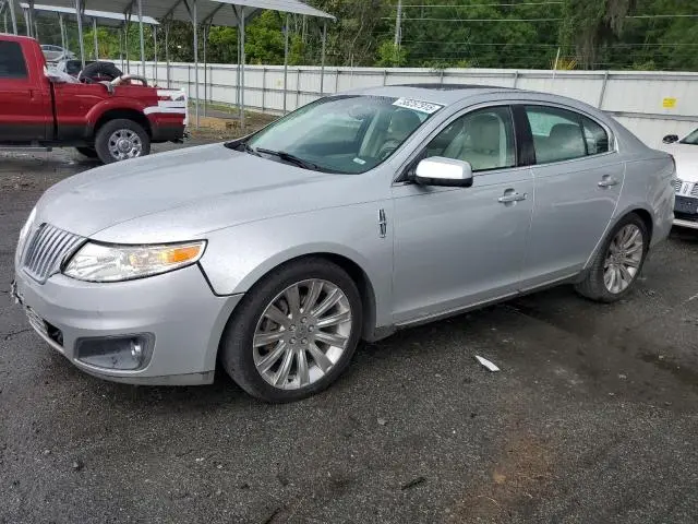 1LNHM94RX9G618981