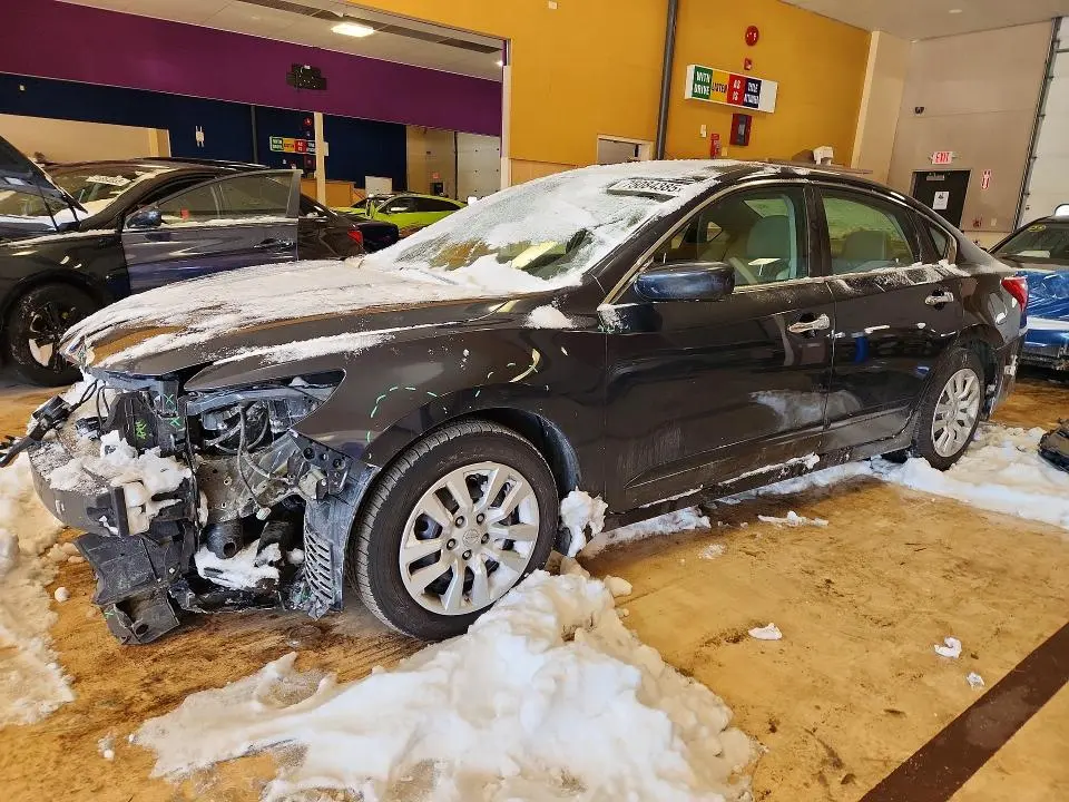 1N4AL3AP5HC118957