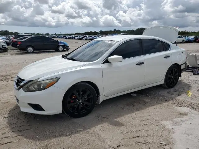 1N4AL3AP7HN310028