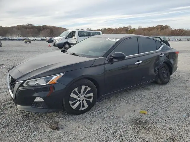 1N4BL4BV8KC244101
