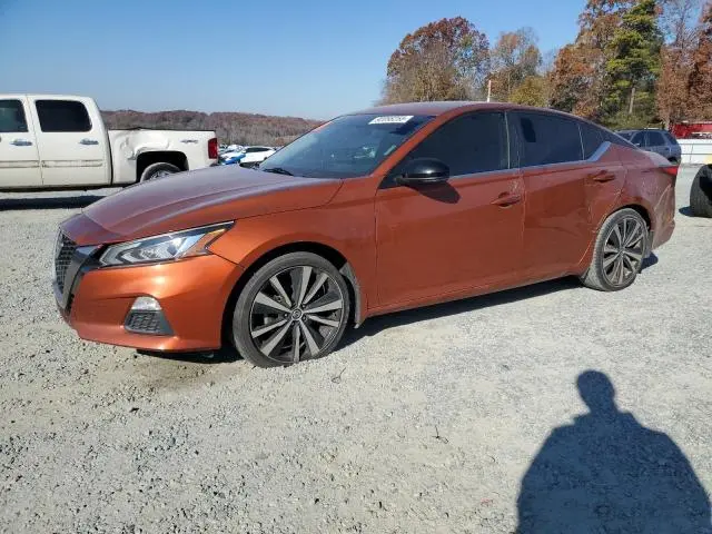 1N4BL4CV4KC100897