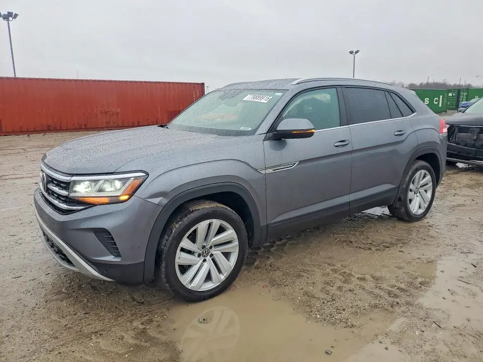 1V2WC2CA7MC211703