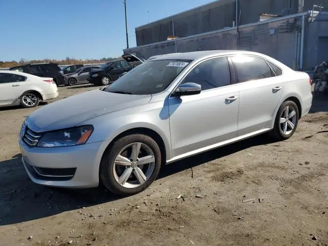 1VWBS7A32EC044573