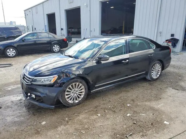 1VWBS7A37GC018294