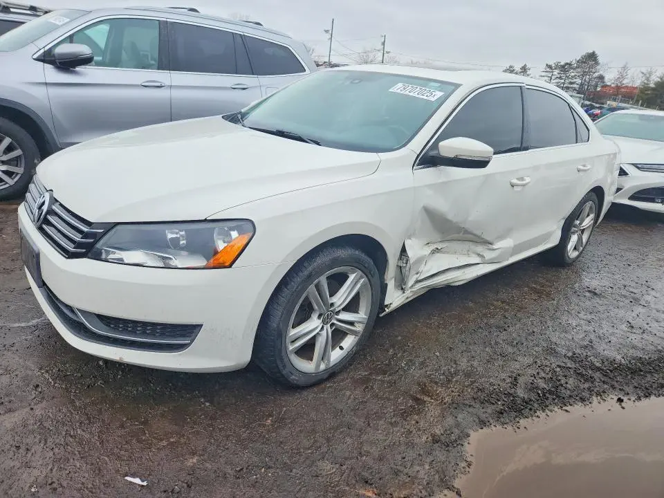 1VWBT7A33EC069933