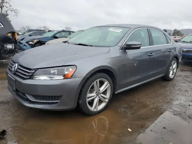 1VWBT7A33EC072833