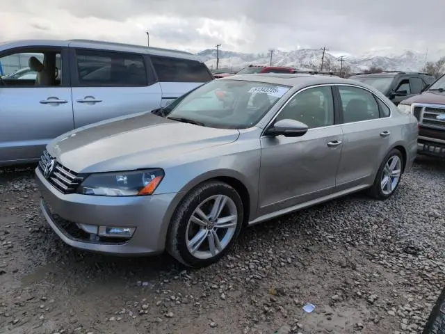 1VWCN7A30CC084000