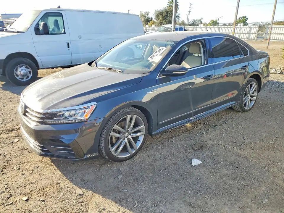 1VWDT7A30HC055940