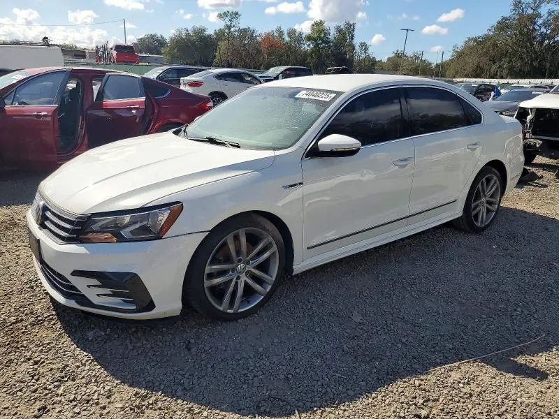 1VWDT7A33HC039618