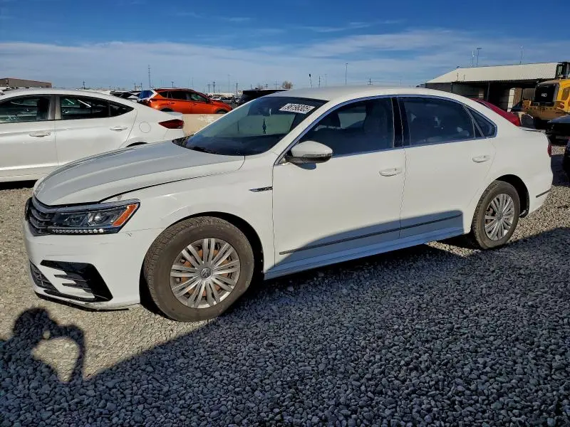 1VWDT7A36HC079806