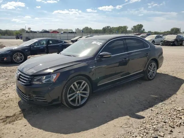 1VWDT7A38HC027996