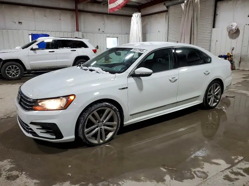 1VWDT7A38HC076986