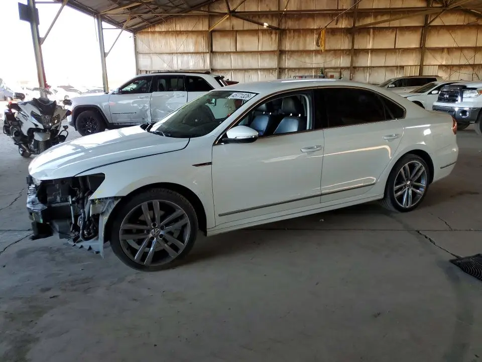 1VWDT7A3XHC065813