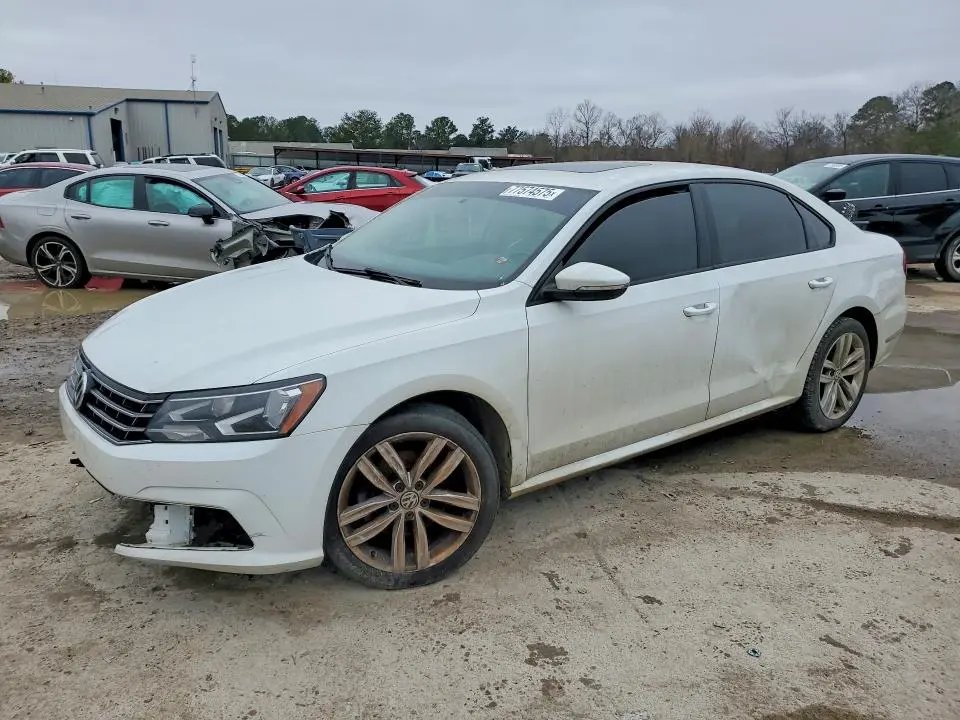 1VWLA7A34KC006832