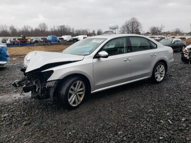 1VWLA7A36KC005195