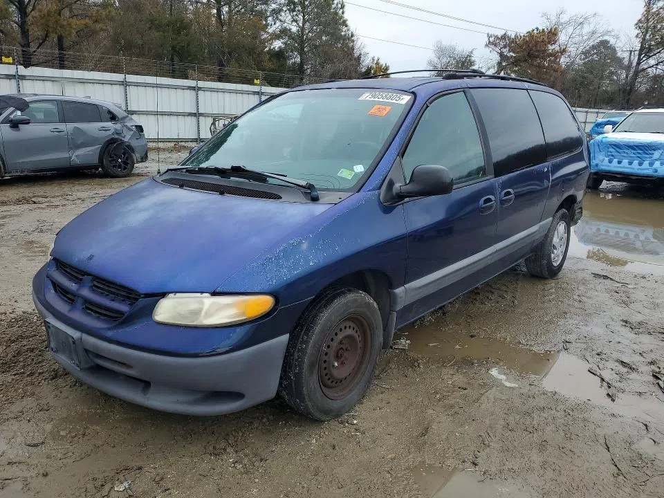 2B4GP44G8YR733033