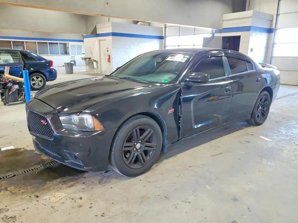 2C3CDXCT2DH555411