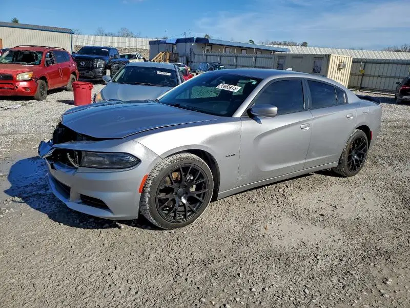 2C3CDXCT2FH889943