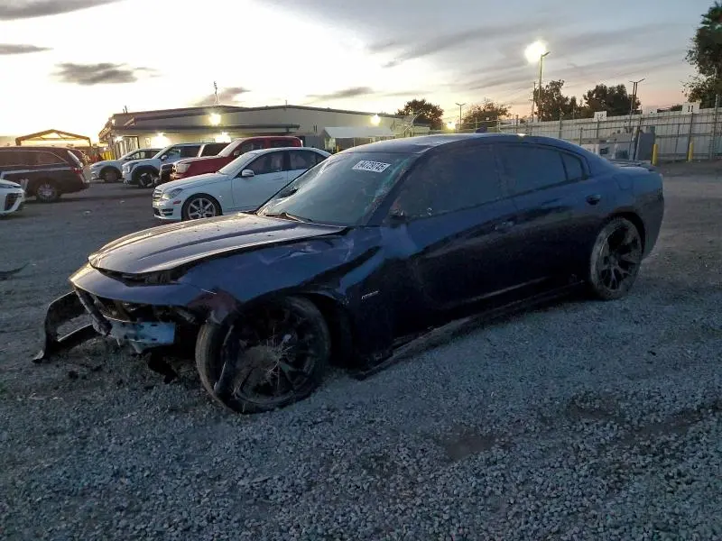 2C3CDXCT5FH838825