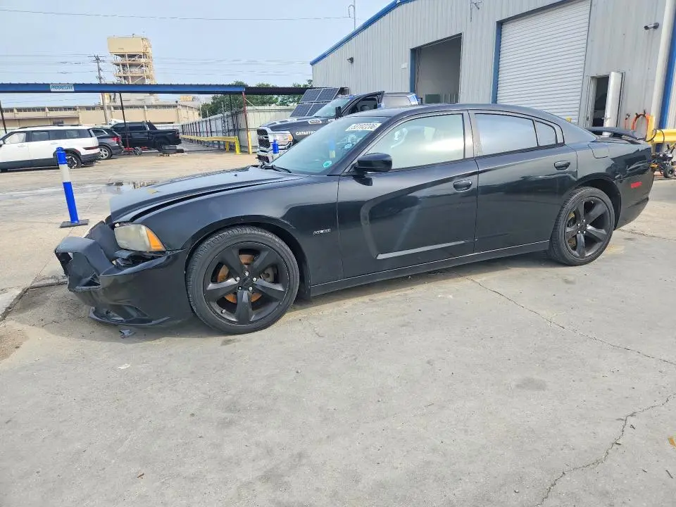 2C3CDXCT8EH143656