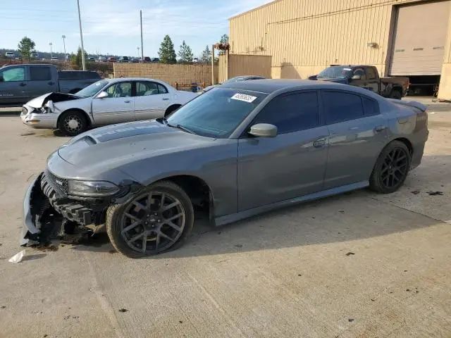 2C3CDXCT8KH588555