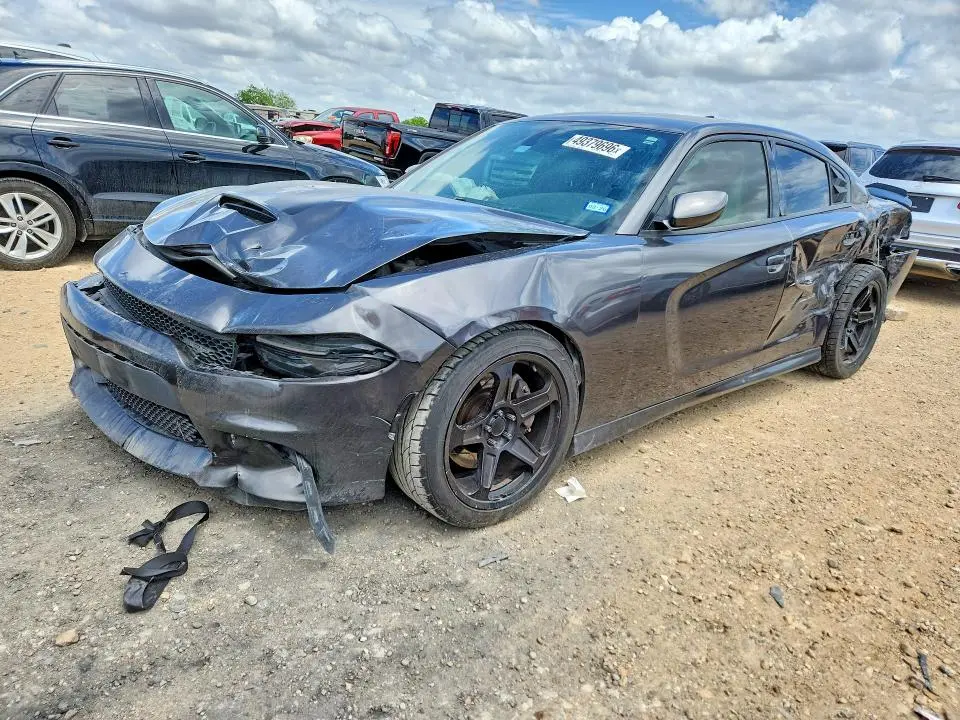 2C3CDXCT8LH107401