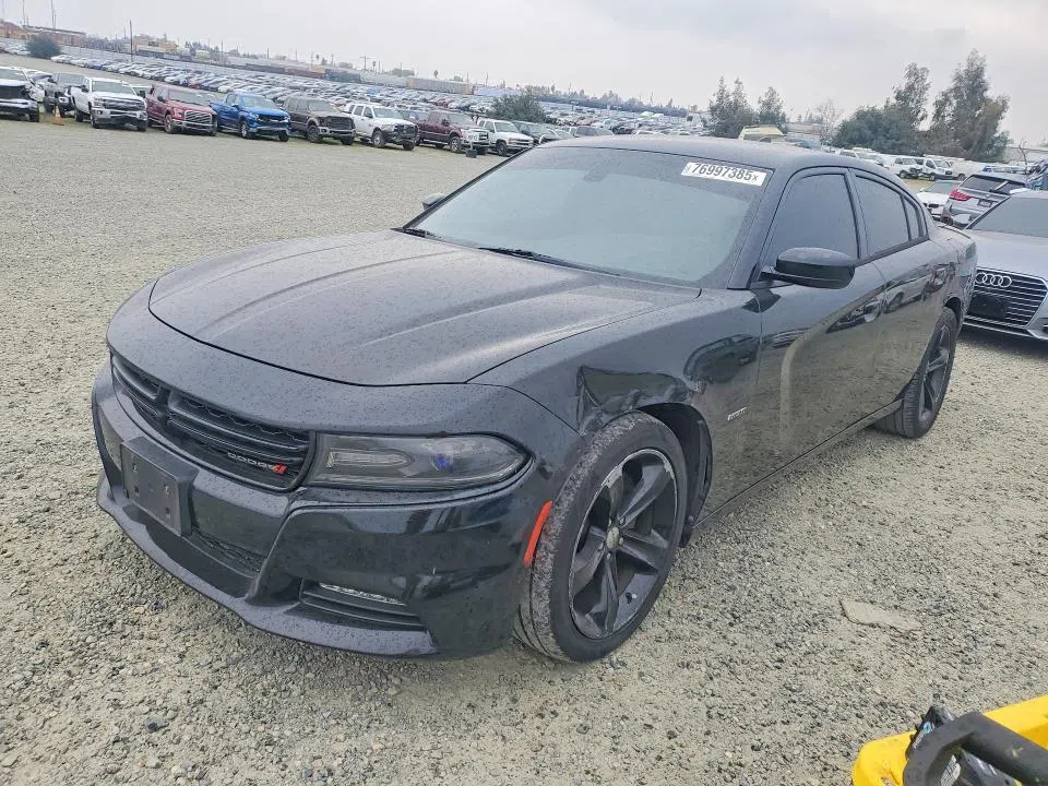 2C3CDXCTXGH210647