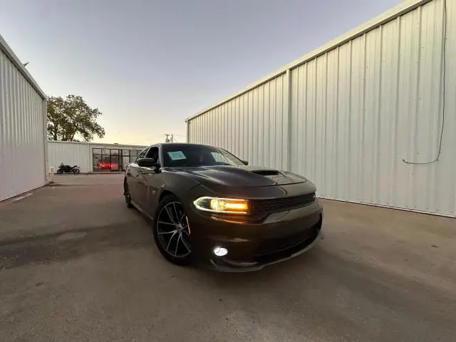 2C3CDXGJ8JH239533
