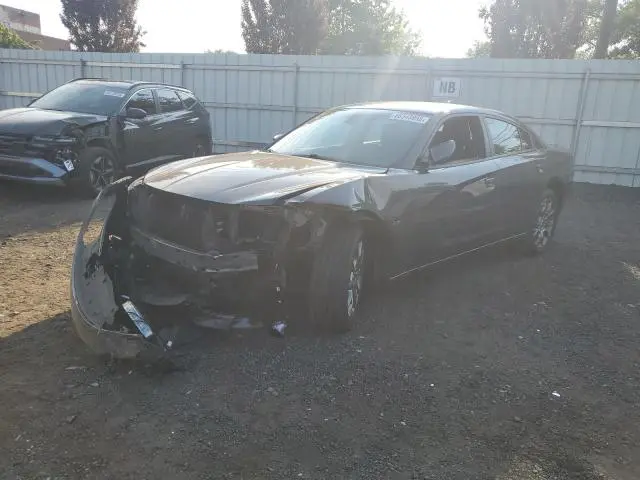 2C3CDXJG1HH557811