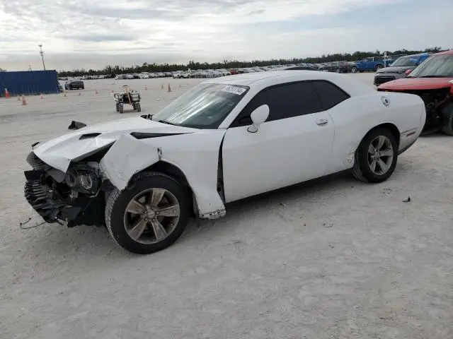 2C3CDZAG4FH720198