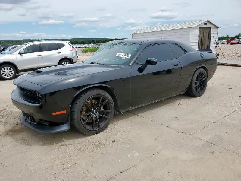 2C3CDZFJ1KH747616