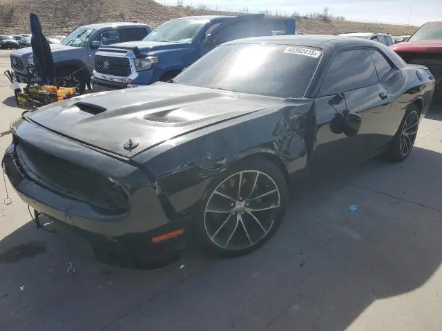 2C3CDZFJ6GH100572
