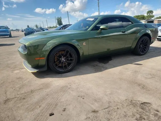 2C3CDZFJ9LH106182