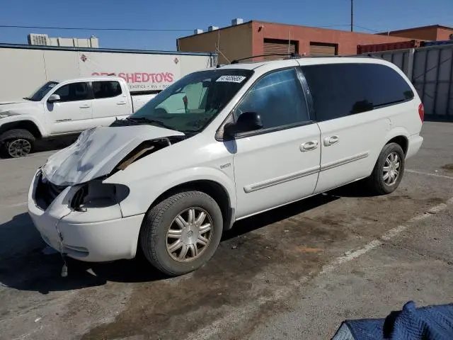 2C4GP54L15R395377