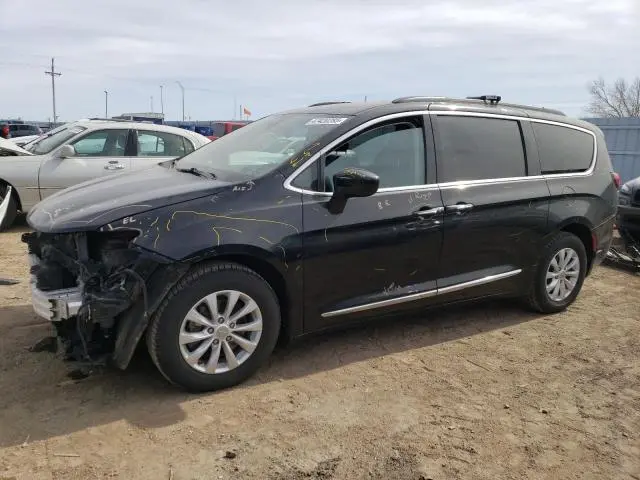 2C4RC1BG0HR609220