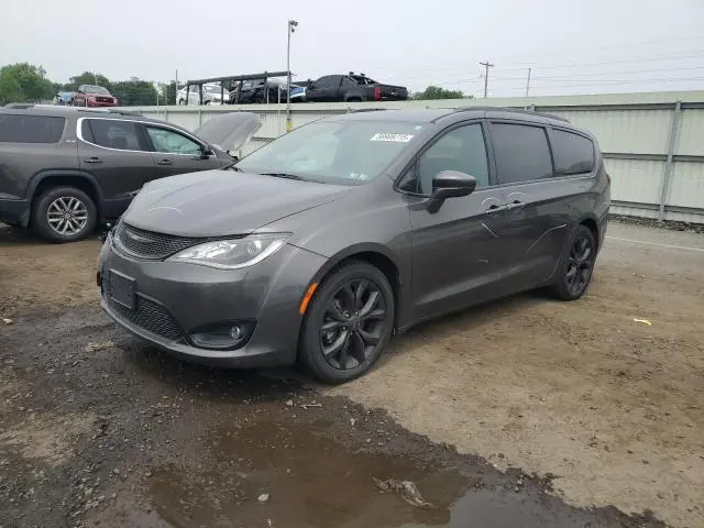 2C4RC1BGXKR748780