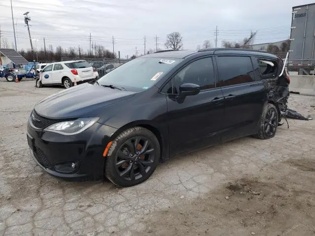 2C4RC1EG1JR165363