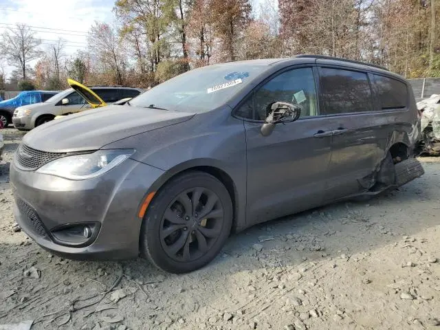 2C4RC1EG4JR236040
