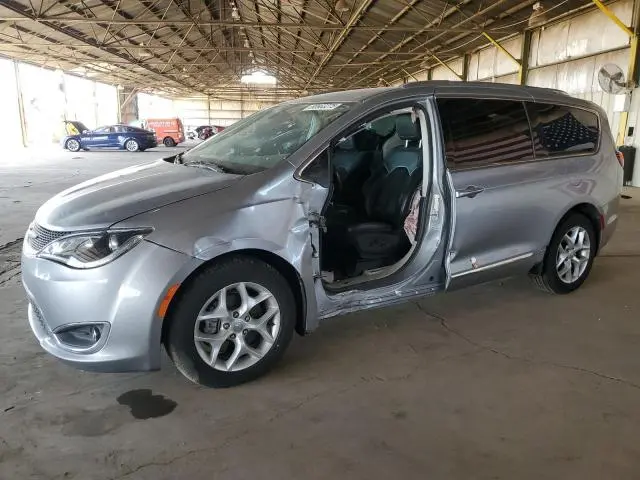 2C4RC1EG5HR838004